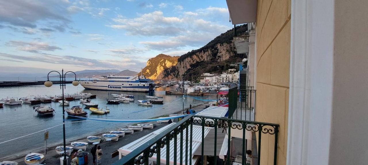 Capri Aquarium Family - Vacation Home Bagian luar foto