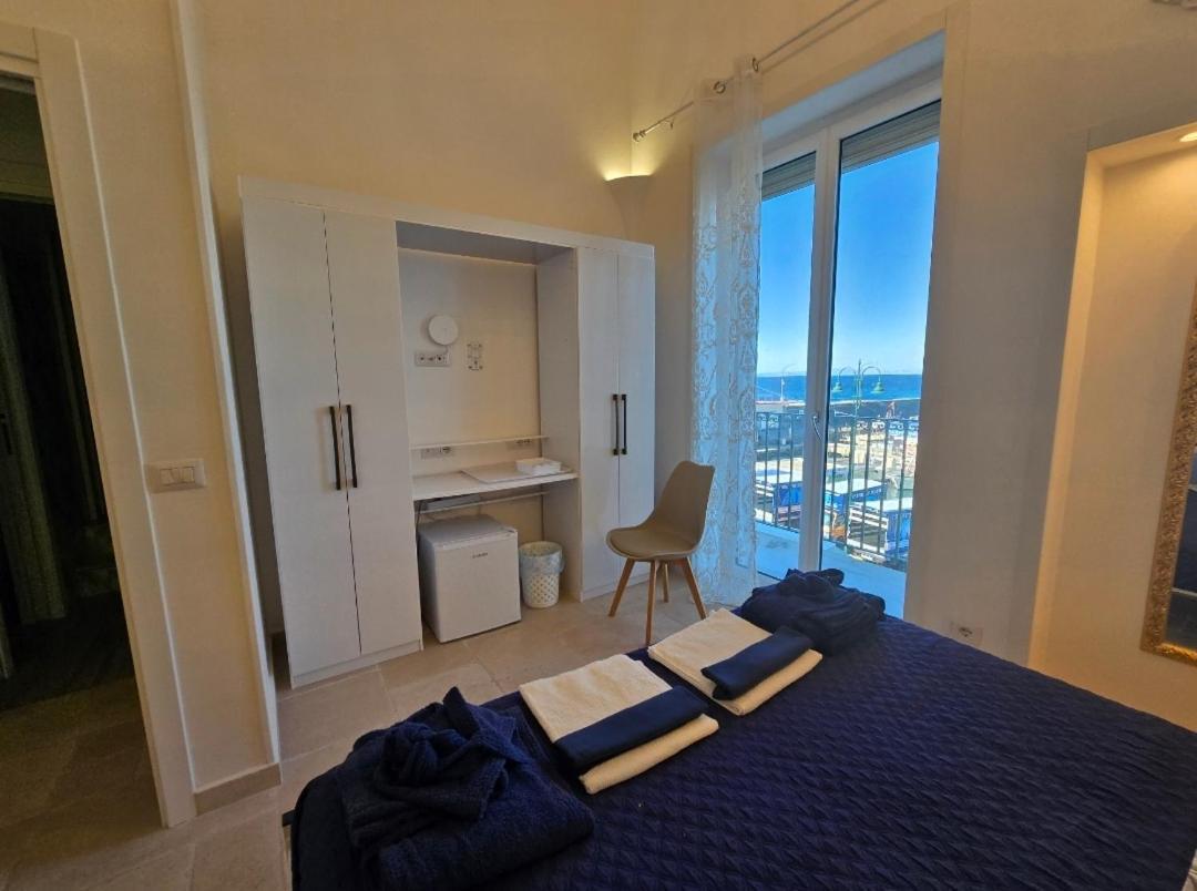 Capri Aquarium Family - Vacation Home Bagian luar foto